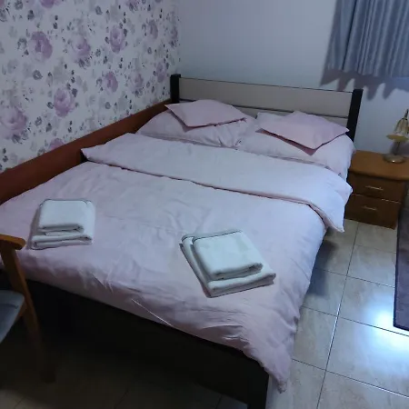 Goscinne Sobieszow * Еленя-Гура