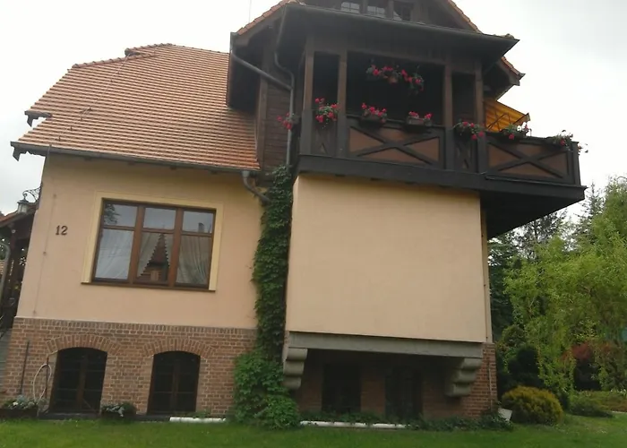 Goscinne Sobieszow * Еленя-Гура